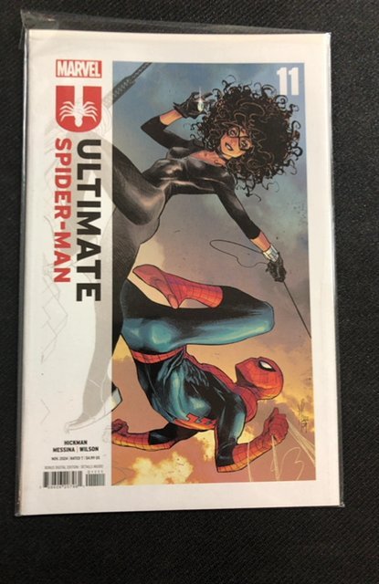 Ultimate Spider-Man #11 (Marvel Comics, 2025), raw, ungraded comic book — front cover