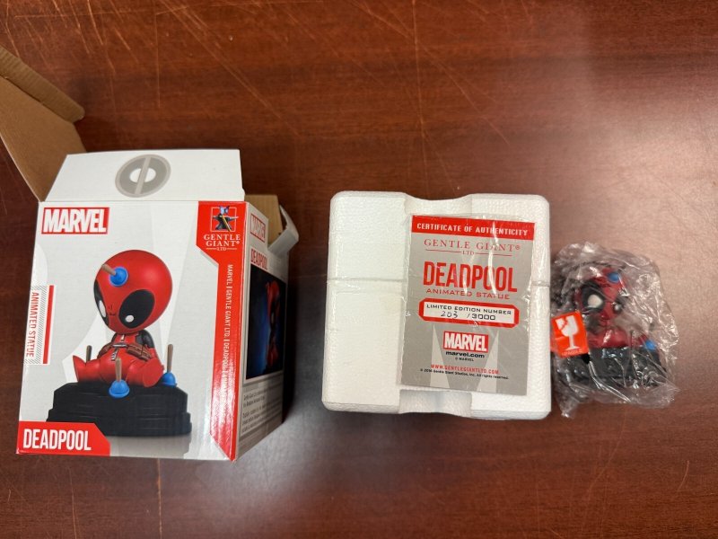Deadpool Gentle Giants LTD. Animated Statue W/coa 2016 New in Box TB61 (2016), raw, ungraded comic book — front cover