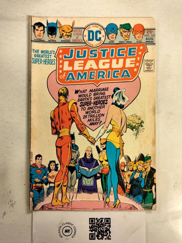 Justice League of America #121 (DC Comics), raw comic book in FN condition — front cover