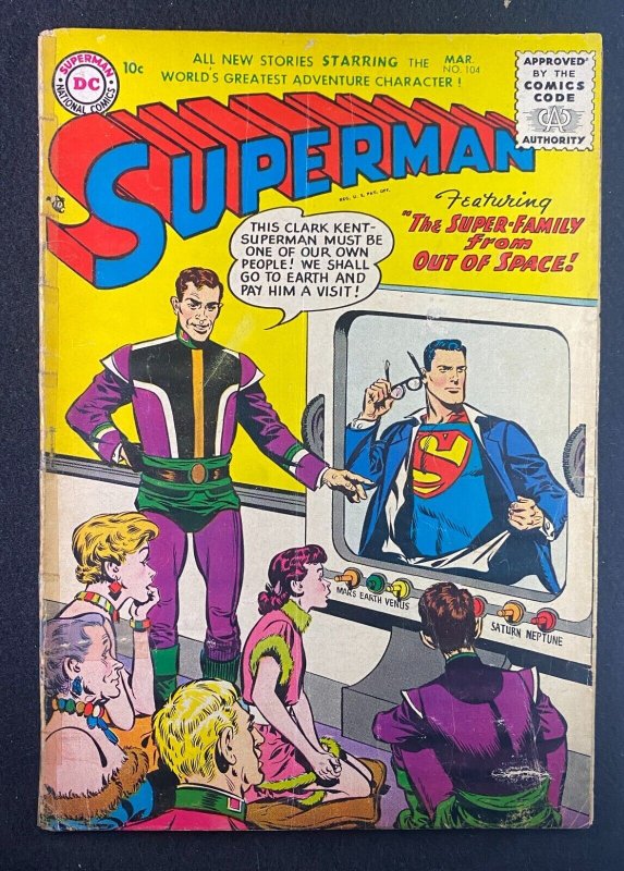 Superman #104 (DC Comics, 1939), raw comic book in FR 1.0 condition — front cover