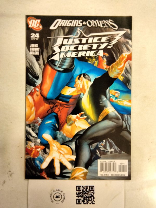 Justice Society of America #24 (DC Comics, 2009), raw comic book in NM condition — front cover