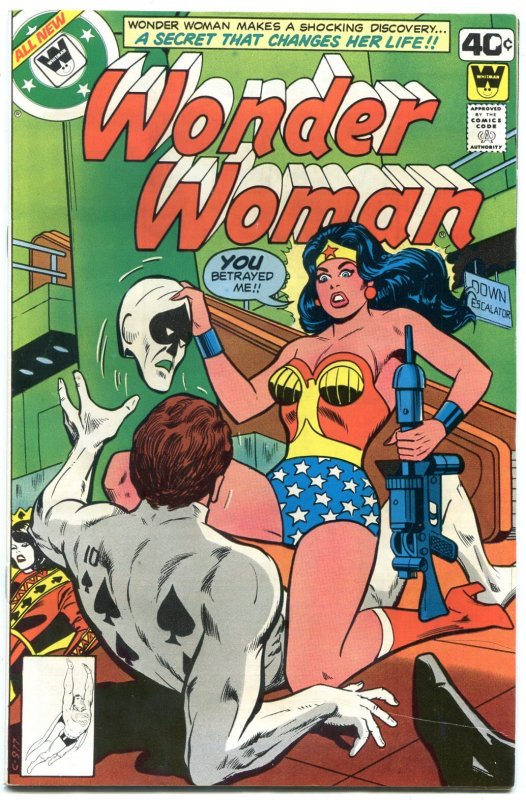 Wonder Woman #256 (DC Comics, 1979), raw comic book in FN/VF condition — front cover