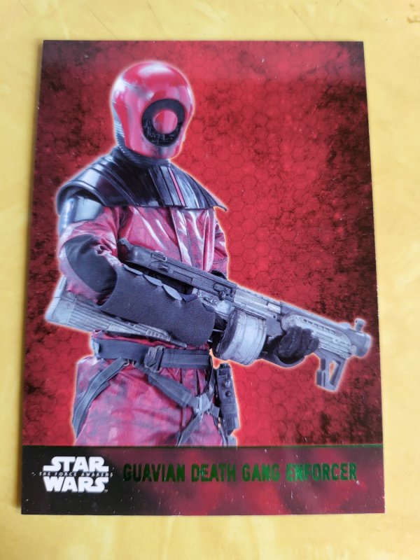 2016 Star Wars: The Force Awaken Series 1 Green Parallel #29 (2016), raw, ungraded comic book — front cover