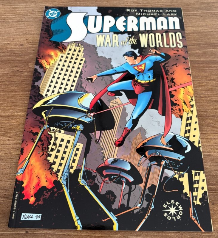 Superman War of the Worlds #1 (DC Comics), raw comic book in NM condition — front cover