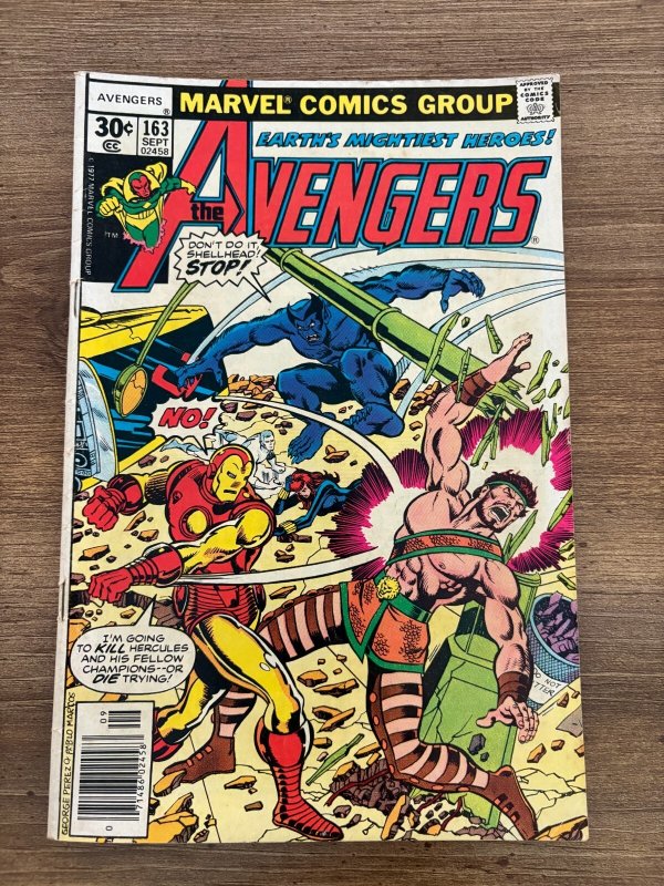 Avengers #163 (Marvel Comics, 1977), raw comic book in VF- condition — front cover