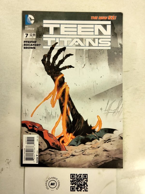 Teen Titans #7 (DC Comics), raw comic book in NM condition — front cover