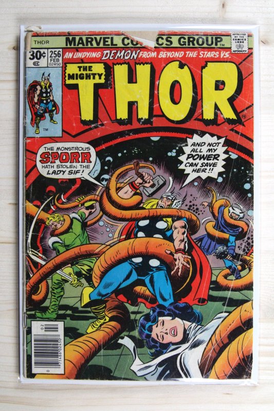 Thor #256 (Marvel Comics, 1977), raw comic book in VG- 3.5 condition — front cover