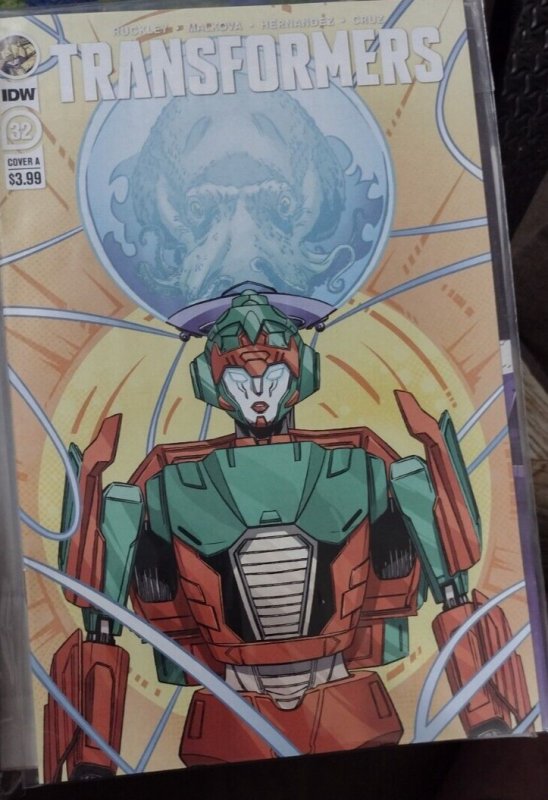 Transformers #32 (IDW Publishing, 2021), raw, ungraded comic book — front cover
