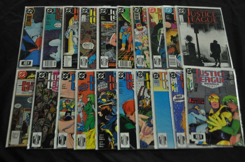 Justice League #1-113 + Annual (6.5-9.2) Copper Lot 1983-86 (DC Comics, 1983), raw comic book in 6.5 condition — front cover