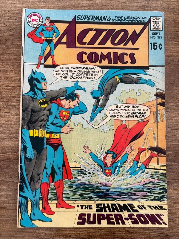 Action Comics #392 (DC Comics, 1970), raw comic book in FN condition — front cover