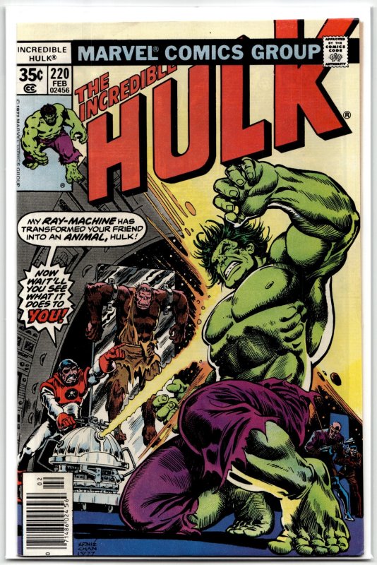 The Incredible Hulk #220 (Marvel Comics, 1978), raw, ungraded comic book — front cover