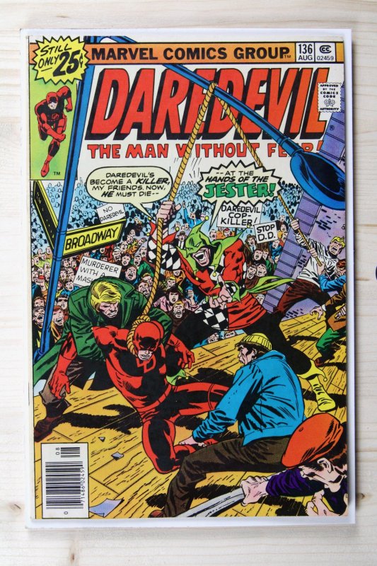 Daredevil #136 (Marvel Comics, 1976), raw comic book in FN/VF 7.0 condition — front cover