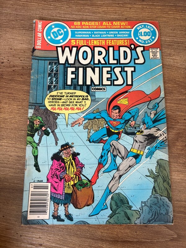 World's Finest Comics #257 (DC Comics, 1979), raw comic book in FN condition — front cover