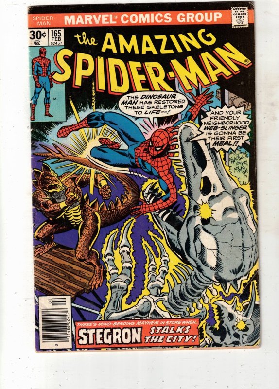 The Amazing Spider-Man #165 (Marvel Comics, 1977), raw comic book in FN/VF condition — front cover