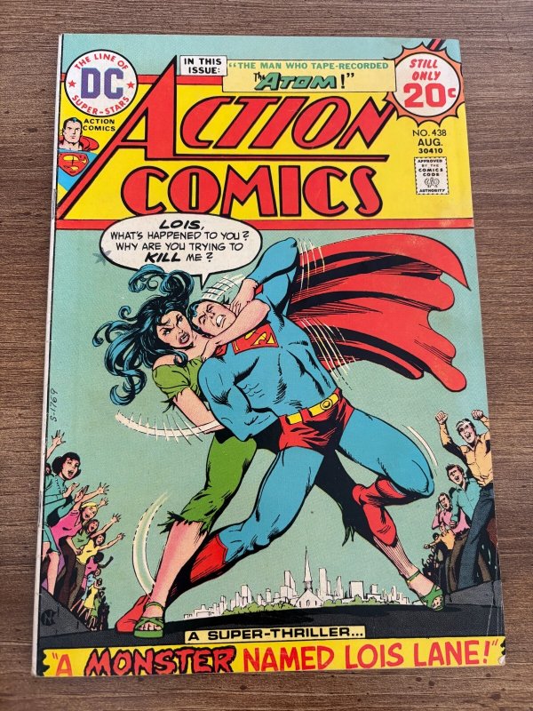 Action Comics #438 (DC Comics), raw comic book in FN condition — front cover