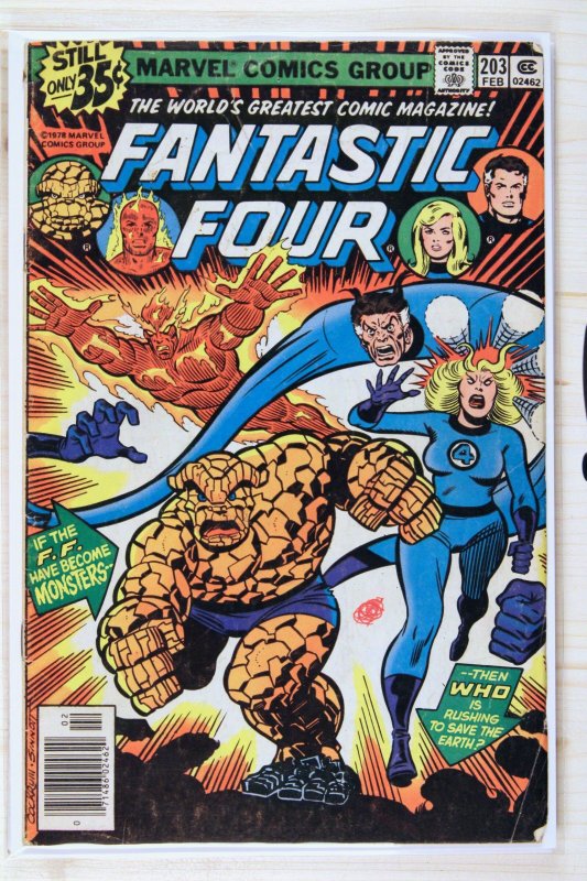 Fantastic Four #203 (Marvel Comics, 1979), raw comic book in FN 6.0 condition — front cover