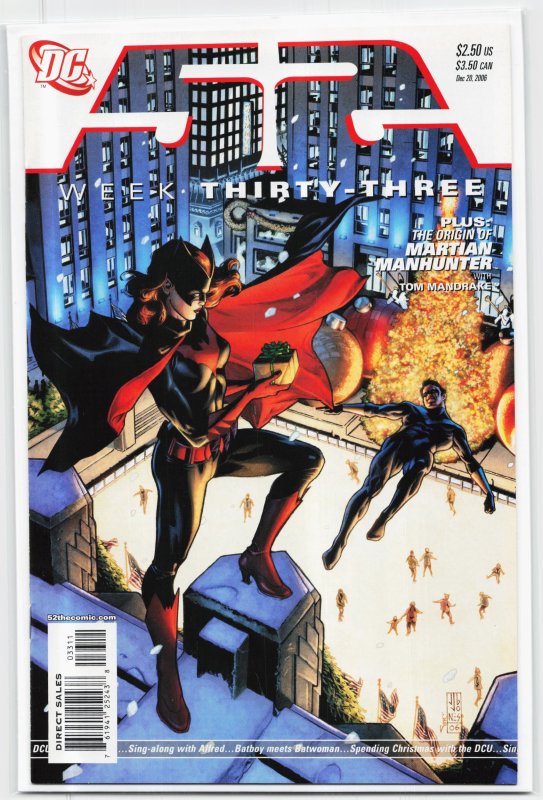 52 #33 (DC Comics, 2006), raw, ungraded comic book — front cover