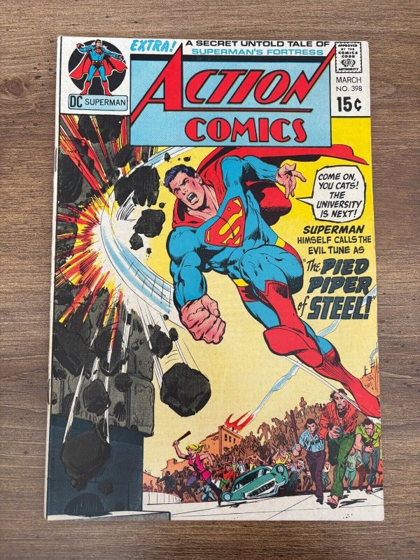 Action Comics #398 (DC Comics), raw comic book in VF condition — front cover