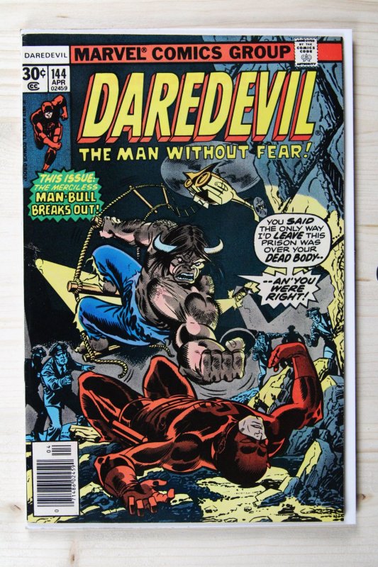 Daredevil #144 (Marvel Comics, 1977), raw comic book in VF- 7.5 condition — front cover