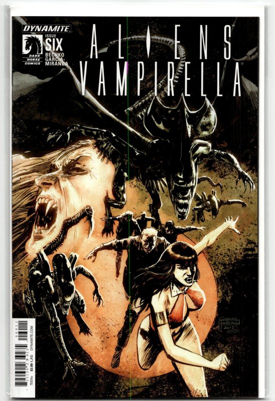 Aliens/Vampirella #6 (Dynamite Entertainment, 2016), raw, ungraded comic book — front cover