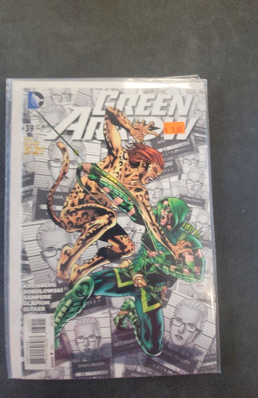 Green Arrow #39 (DC Comics, 2015), raw, ungraded comic book — front cover