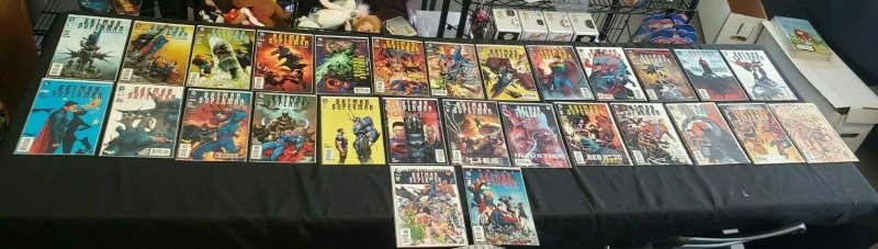 Batman/superman 28pc (Vf/nm) Bagged & Boarded, Red Hood Strikes, Truth 2013-16 (2013), raw comic book in VF/NM condition — front cover
