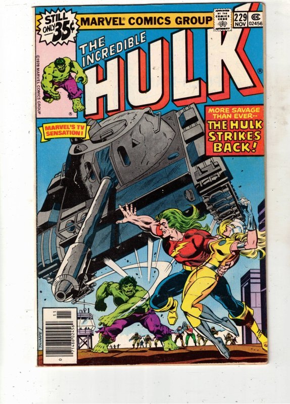 Incredible Hulk #229 (Marvel Comics, 1978), raw comic book in VF/NM- condition — front cover