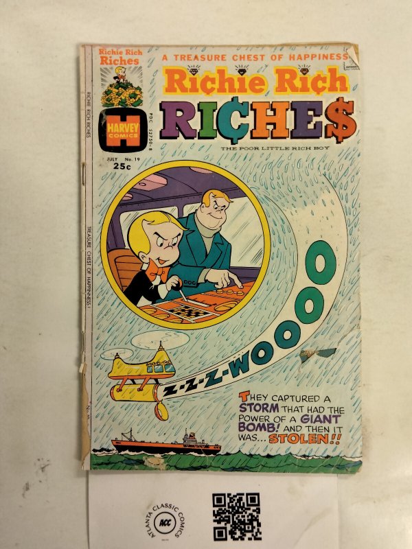 Richie Rich Riches #19 (Harvey Comics), raw comic book in FN condition — front cover