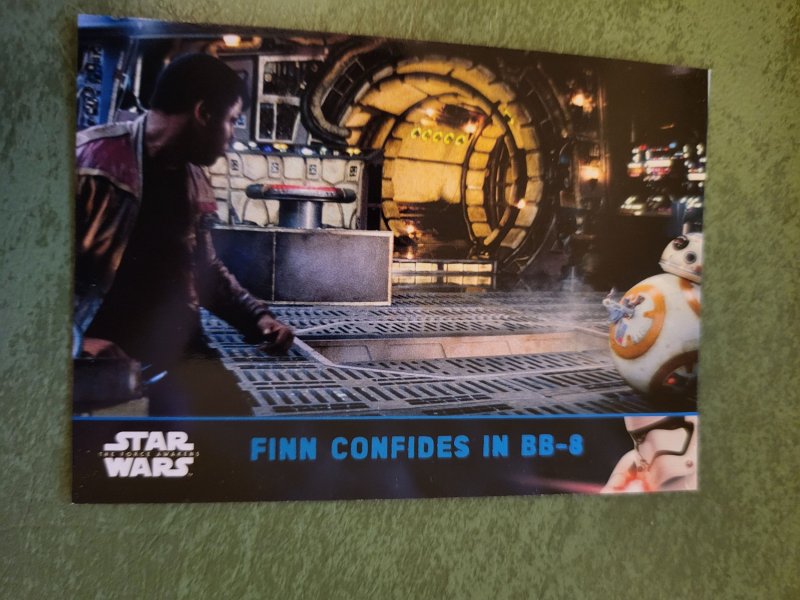 2017 Star Wars: The Force Awakens Series 2 Blue Parallel #39 (2017), raw, ungraded comic book — front cover