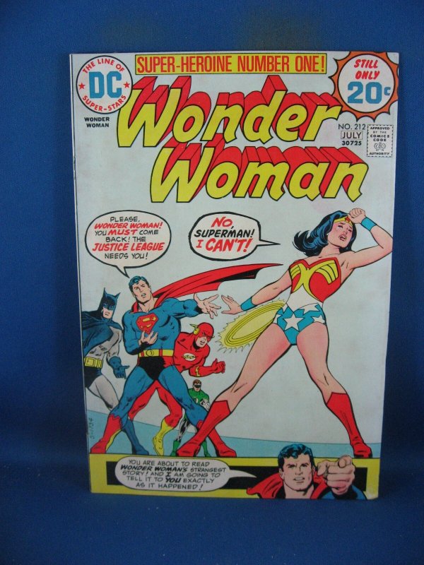 Wonder Woman #212 (DC Comics, 1974), raw comic book in VF condition — front cover