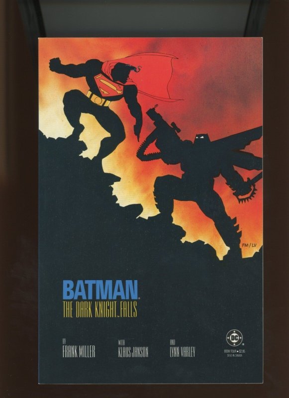 Batman: the Dark Knight #4 (DC Comics, 1986), raw comic book in 8.0 condition — front cover