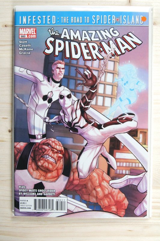The Amazing Spider-Man #660 (Marvel Comics, 2011), raw comic book in NM 9.4 condition — front cover
