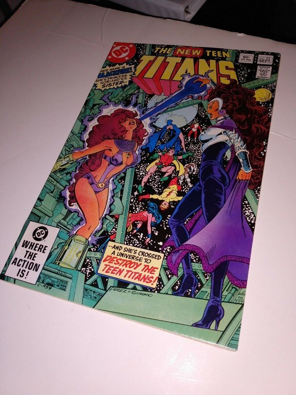 1982 New Teen Titans 23 1st Full app BlackFire Vf-Nm Superman Cameo (1982), raw comic book in NM condition — front cover