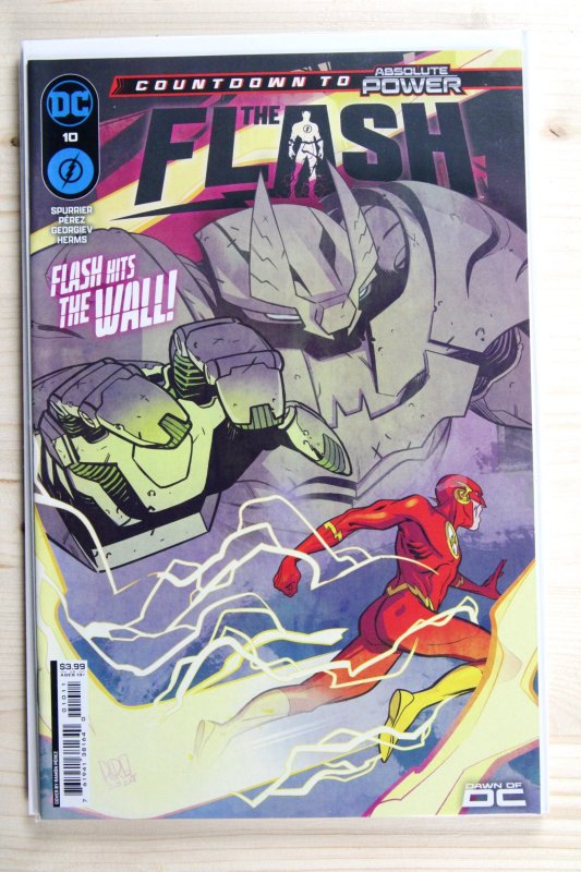 The Flash #10 (DC Comics, 2024), raw comic book in NM+ 9.6 condition — front cover