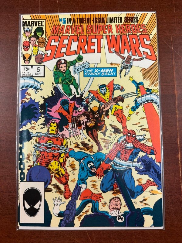 Marvel Super Heroes Secret Wars #5 (Marvel Comics), raw comic book in NM condition — front cover