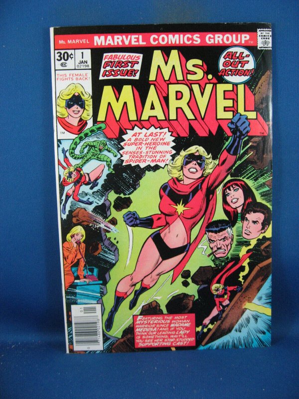 Ms Marvel #1 (Marvel Comics, 1977), raw comic book in VF+ condition — front cover