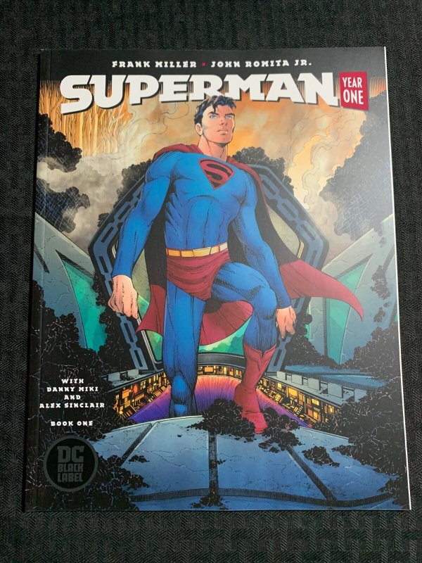 2019 Superman Year One #1 (DC Comics, 2019), raw comic book in VF 8.0 condition — front cover