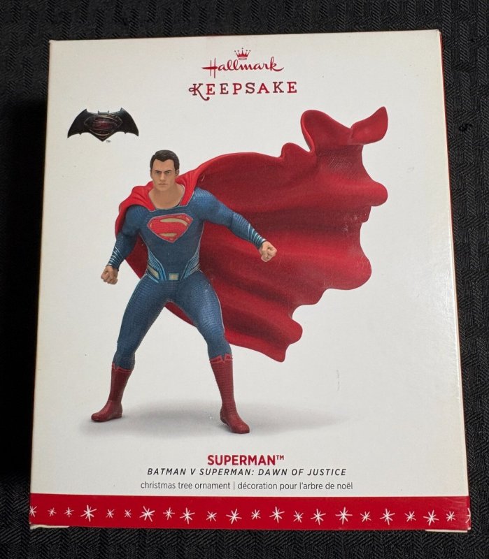 2016 Superman Dawn OF Justice Hallmark Christmas Ornament MIB C-7.5 Batman (2016), raw comic book in 7.5 condition — front cover