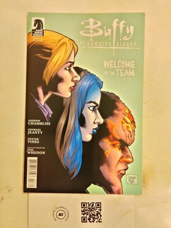 Buffy the Vampire Slayer #17 (Dark Horse Comics), raw comic book in NM condition — front cover