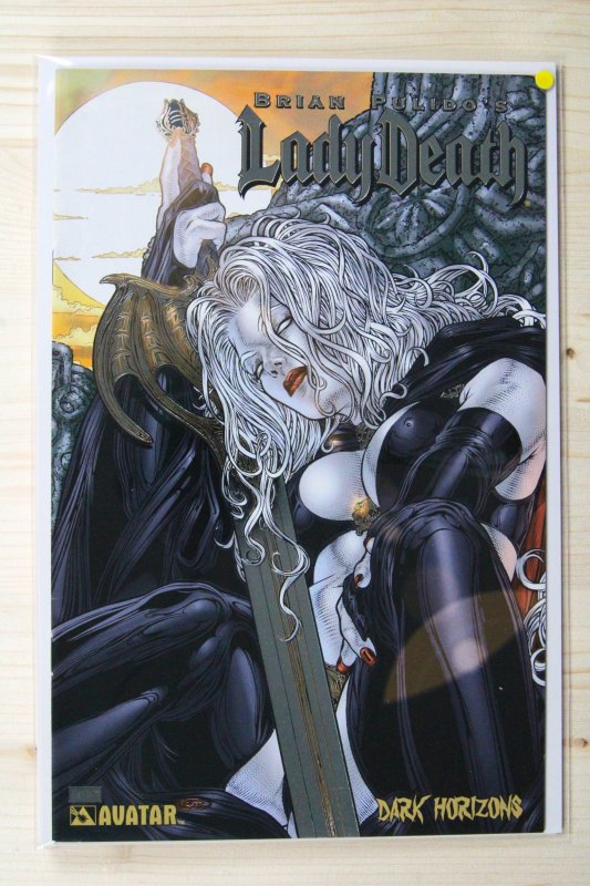 Lady Death: Dark Horizons #1 (2000), raw comic book in NM 9.4 condition — front cover