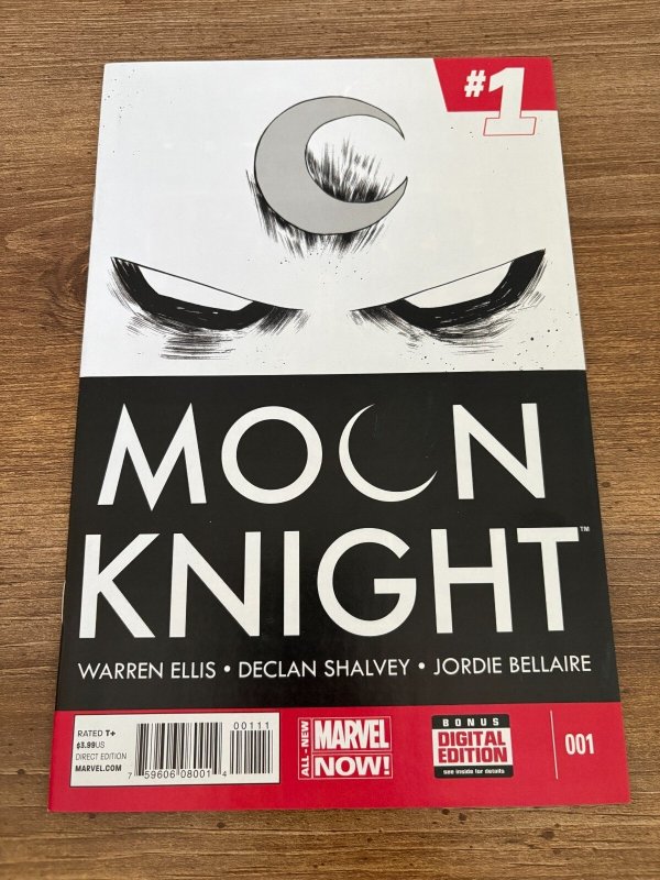 Moon Knight #1 (Marvel Comics, 2014), raw comic book in NM condition — front cover