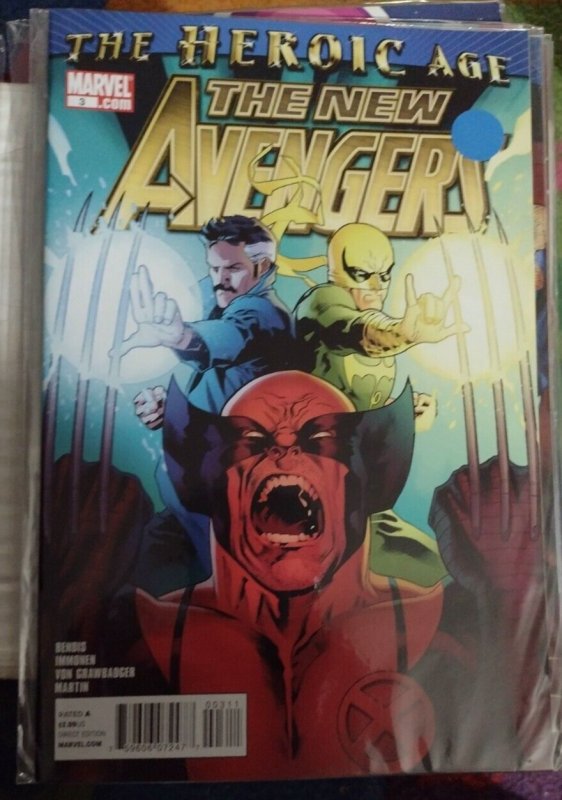New Avengers #3 (Marvel Comics, 2010), raw, ungraded comic book — front cover