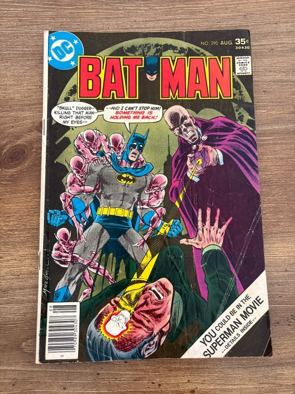 Batman #290 (DC Comics), raw comic book in FN- condition — front cover