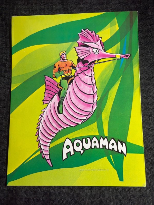 1975 Super Friends Aquaman Pen-Tab Folder Portfolio FVF 7.0 Batman Superman (1975), raw comic book in 7.0 condition — front cover