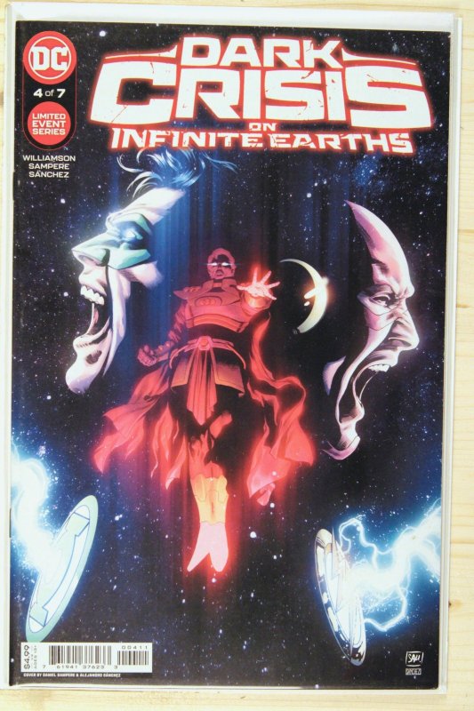 Dark Crisis on Infinite Earths #4 (DC Comics, 2022), raw comic book in NM+ 9.6 condition — front cover