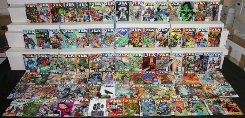 DC JLA 89 Comic Lot Justice League Batman Superman. Grant Morrison Most Vf-Nm (DC Comics), raw comic book in NM condition — front cover