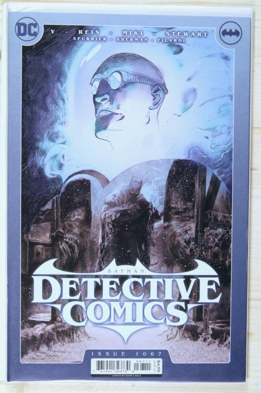 Batman: Detective Comics #1067 (DC Comics, 2023), raw comic book in NM+ 9.6 condition — front cover