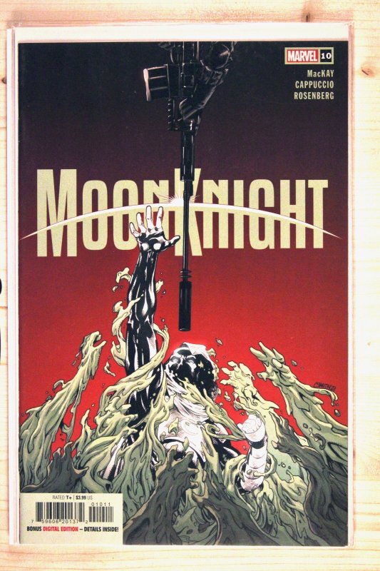 Moon Knight #10 (Marvel Comics, 2022), raw comic book in NM+ 9.6 condition — front cover